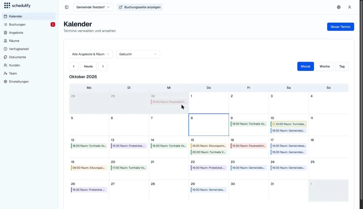 Verwaltung: Monatskalender mit Belegung aller Räume und einer offenen Anfrage